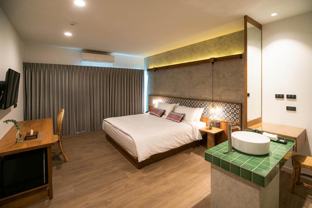 Himku Hotel - Adult Only Chiang Mai Exterior photo
