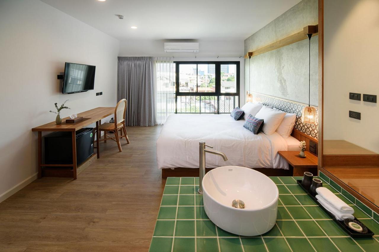 Himku Hotel - Adult Only Chiang Mai Exterior photo